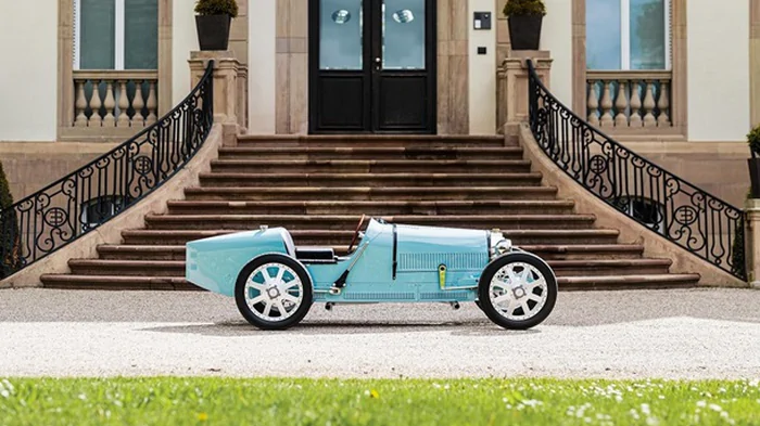 Столетний Bugatti вернули в производство