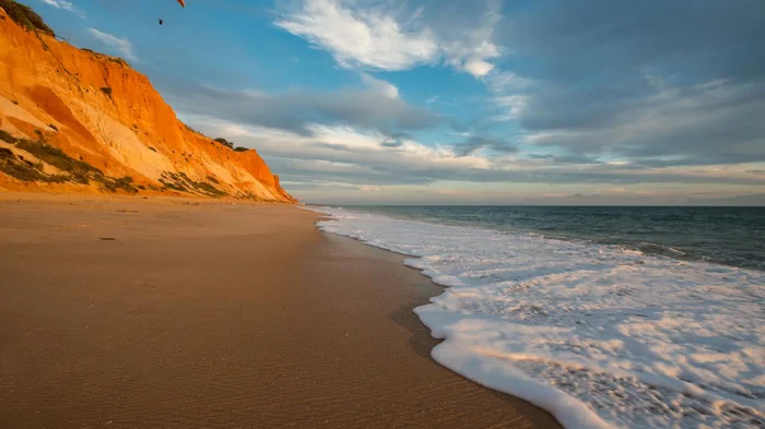 Невероятная красота плюс комфорт: Tripadvisor назвал лучшие пляжи мира в 2024 году