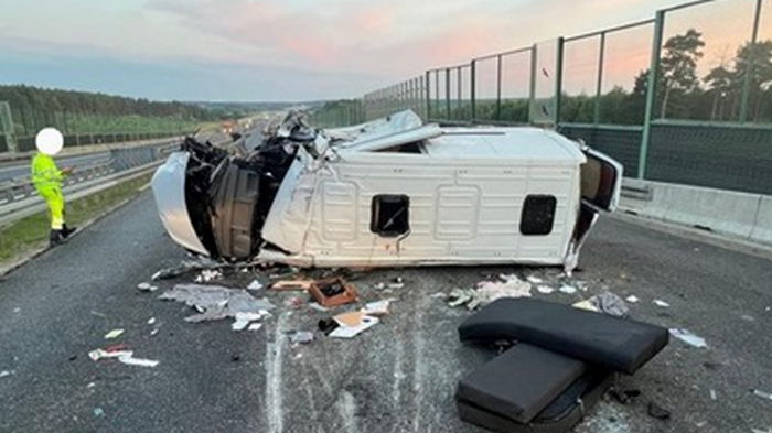 В Польше микроавтобус с украинцами попал в ДТП, среди пострадавших дети