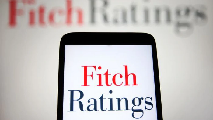 Агентство Fitch повысило рейтинг Украины в национальной валюте после реструктуризации долга