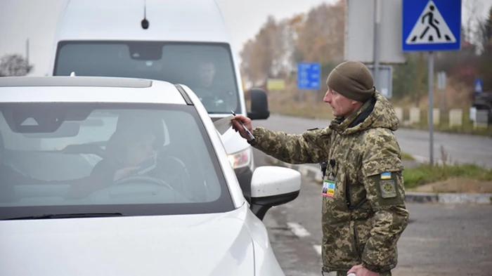 На границе с Польшей появились очереди